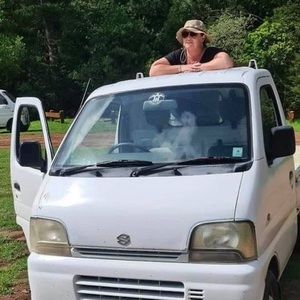 Meet your Posher, Sally